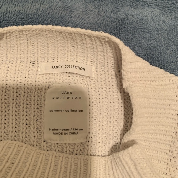 White/cream knitted sweatshirt by Zara, size 9 yrs old (girl) - Picture 4 of 9